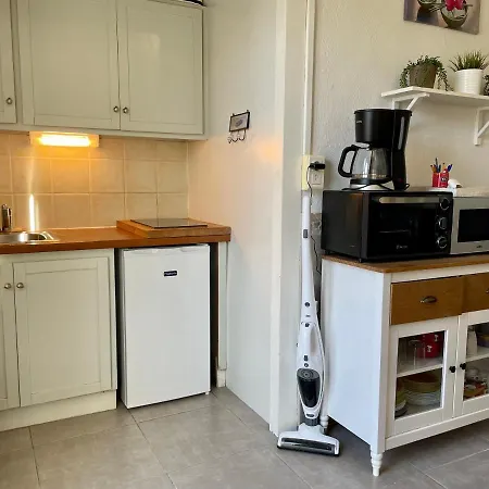 Studio Les Pieds Dans L'eau Apartment